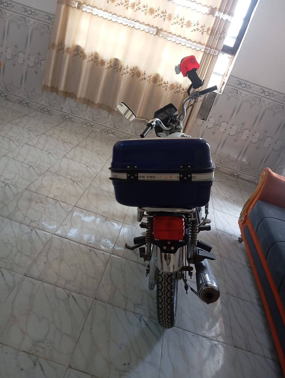 سلام عليكم اربعه گير للبيع كلك مكفوله وراقها ضائعه كامله  نقص ضفيرة فقط كهربائيات شغاله مكينه ناعمه وشلعته حلوه ماعايزه اي شي بس تريد غسل اني هامله السعر 300 كربلاء طويريج الحولي مقابيل حي العسكري ***********
