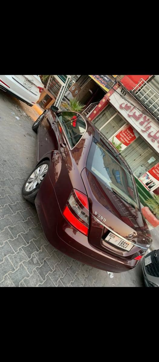 السلام عليكم
للبيع او مراوس حسب قناعه 
مارسدس ادوات حاويه سياره جديدة بالكارتون  موديل2009اصل  
كفاله عامه لا ضربه  ولا كصه
جاهزه فول مواصفات كله شغال
كهربيات جوبلسات جاهزه 
السعر 95 بيه مجال حك جيه
مكاني ذي قار 
***********
***********
