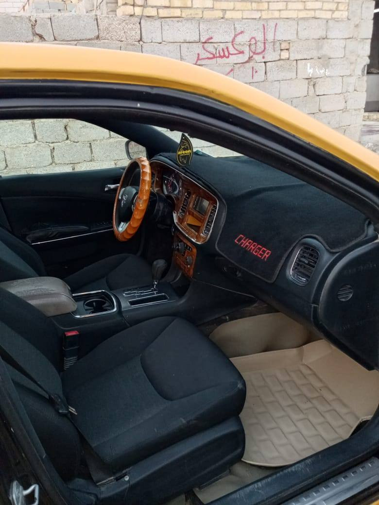 السلام عليكم شاجر للبيع 14 اصل شرط تحويل خط وبحث جاهز السياره اي نقص ما بيها ملاحظه متجايه خفيفه ملاحظه المشتري للاخبر السعر 115 الرقم ***********
