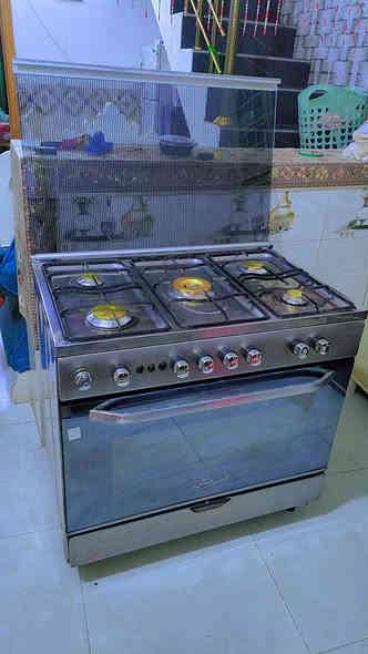 طباخ فرش مصري باب اول شرط الشغل 5عيون فرن فوك وجوه كله شغال ماداخل تصليح فقط عيون الفوك مبدله جدد اصليه 
السعر 225مكاني كربلاء 
***********
