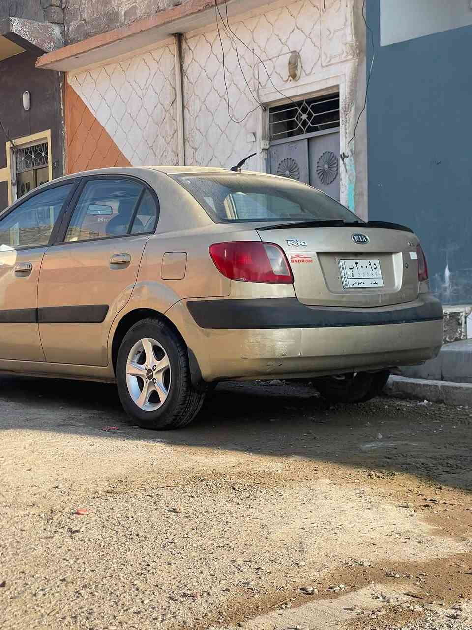 سلام وعليكم
للبيع
 كيا ريو 2008
حادثها جاملغ  بدون دواخل مكينه معمره كير بشرط
سعرها77بيها رقم بغداد مشروع وطني 
لل استفسار ***********واتساب
***********
