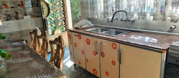 السلام عليكم 
كاونتر ارضي وملحق

شغل درجه اولى

الداخل المنيوم نوعيه ممتازه

الخارج  hdf

السطح كرانيت ثقيل درجه اولى

القياسات

الكاونتر ابو السنك ٢ متر

الكاونتر الثاني ٣/٥ متر

والملحق ٣ متر

امانه الله كلش نظيف وعملي

الي جاد بالشراء بسعر مناسب

بغداد الدوره

شارع ابو طياره

***********
