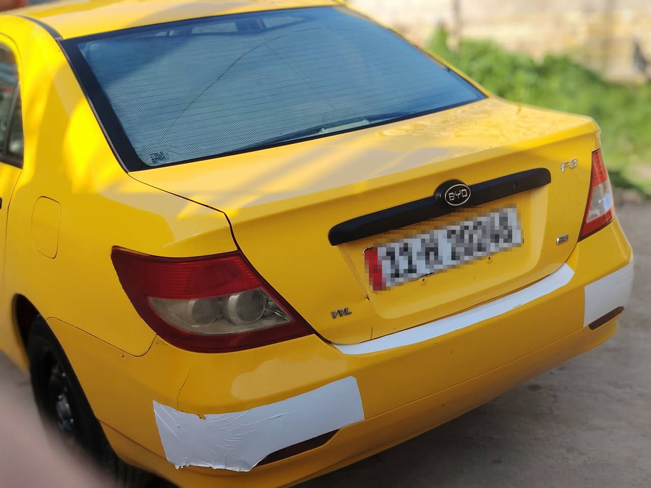 سلام عليكم بيوادي 2019 مكفوله لا صبغ ولاتبديل ماعدا  بارد يم السكن الخلفي من جهه السايق سياره خير من الله السياره جاهزه من كلشي  حداديه جاهزه مكينه لاتنقيص ولا تبخير ستوها مبدل مكينه صارلها شهر من بدلتها السياره بسمي حره مامحجوزه السنويه لغايه 2029
مكان السياره... الديوانيه الحمزه الشرقي
الاستفسار.... ***********
