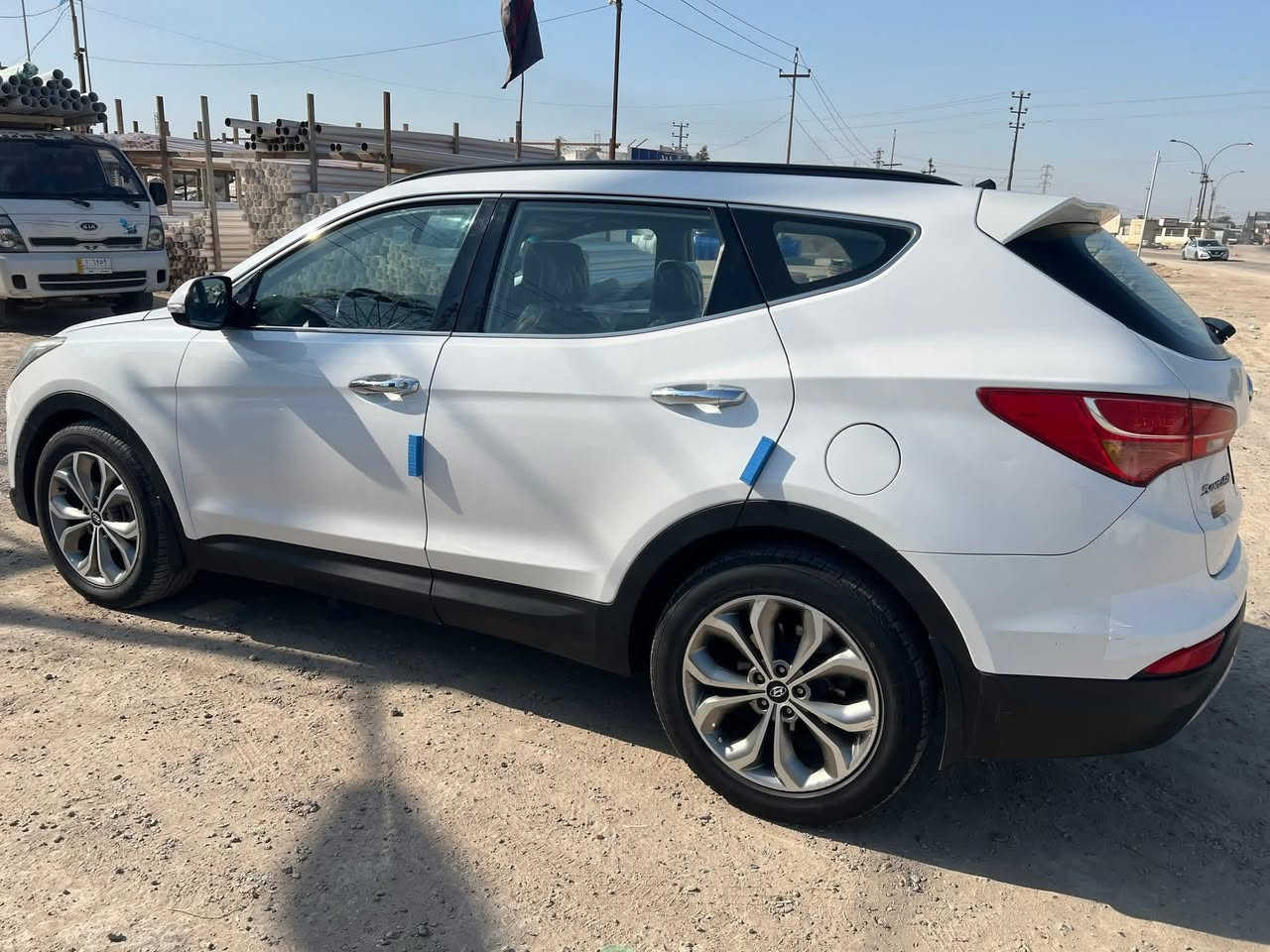 اللهم صل على محمد وال محمد
للبيع سنتافي خليجي 

موديل ١٥ 

فول مواصفات 

مكينه سته سلندر   ماشيه ١٦٠ 

مبدل بيه كازكيت فقط كفاله من التنقيص والتبخير 

سيارة كفاله من الضربه والدعمه والصبغ والفتح 

بيه بس بارد 

رقم بغداد 

تخم تاير جديد حداده جديده 

السعر ١٧٥ وبيه مجال بسيط 

واذا اكو مرواوس 

بصره قرنه 

***********
