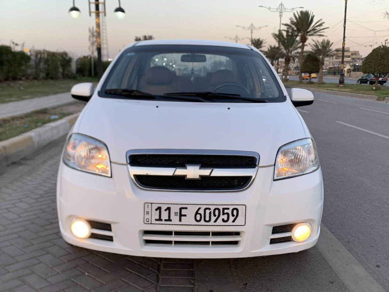 سلام عليكم
افيو مديل 10الشركةًالعامة خليجي 
فول اتماتيك السيارة مكفوله من حادث بيهه صبغ 
شبرين بدون حادث والسونر المندلوي  موجود 
محرك كير مكفول صدر جيدد تبريد تدفئة جيدد 
سنتر لك جام كهرباء 
تخم تاير جديد السيارة ماشية 130على وضع الشركة 
رقم بغداد سنوية جديدشرط التحويل 
السيارة جاهزة من كلشي 
السعر 77$وبيهه مجال 
مكاني بغداد حي اور قرب فلكة صباح الخياط 
لا ستفسار***********
