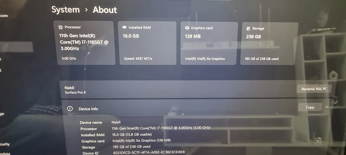 للبيع لابتوب Microsoft surface pro 8 
معالج Core i7 الجيل 11
رام 16GB
سعة التخزين 256GB NVME


**إذا كنت صاحب هذا الإعلان وتريد حذفه لأي سبب، رجاءا أرسل رسالة إلى الدعم الفني**