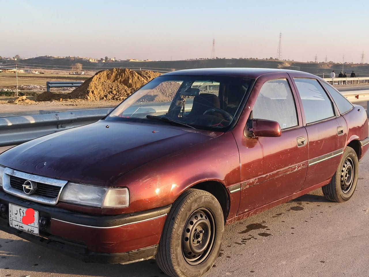 سلام عليكم مكاني موصل رشيديه السياره موديل 1992حجم 18 كاربون بانزين صبغ جماليه ***********
***********
