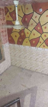 بيت طابقين لايجار ٥ميل ركن طابق اول غرفتين وصاله ودوانيه ومطبخ ومشتملا...