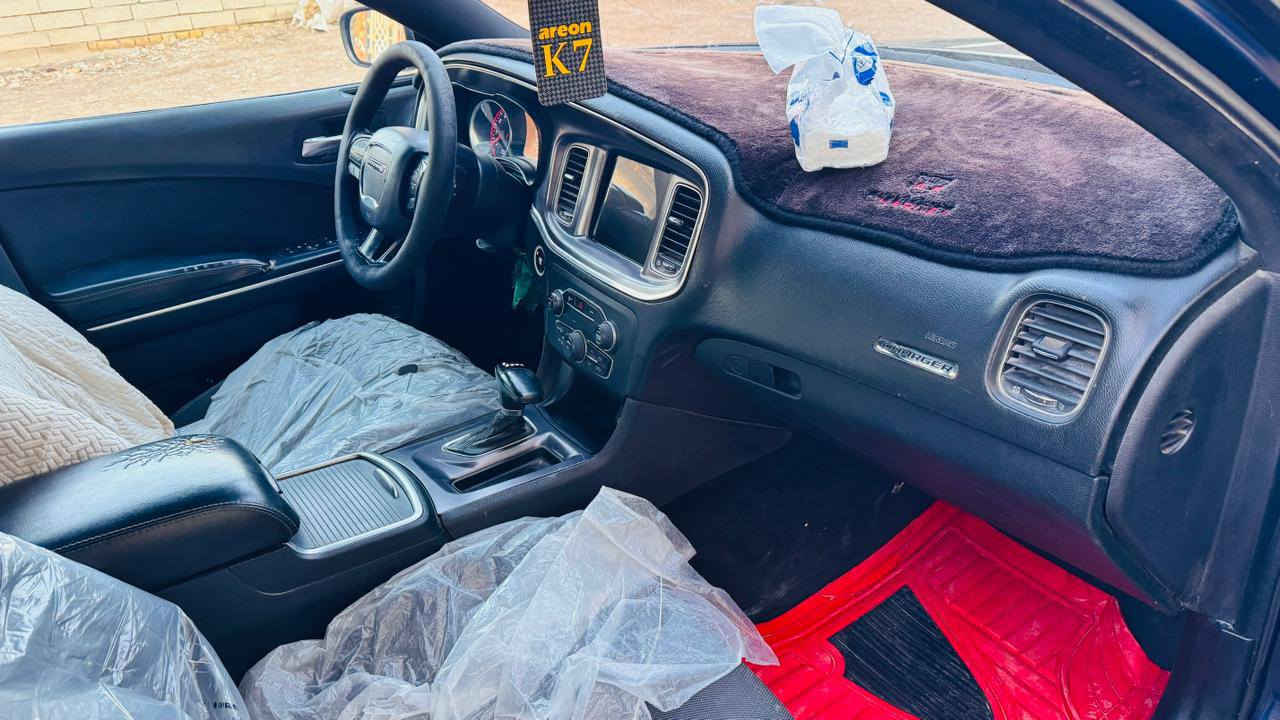 للبيع فقط جاىجر 2016 اصل اصل ورارد خليجي سياره بدون حدث ةلا رباك بيه صبق حزام حداد تخم تير تبريد ثلج مكينه كير كفله سعر 147 مكني بصره قضاء لمدينه *********** تنصل بيك خير تدلل تحويل ثاني يوم
