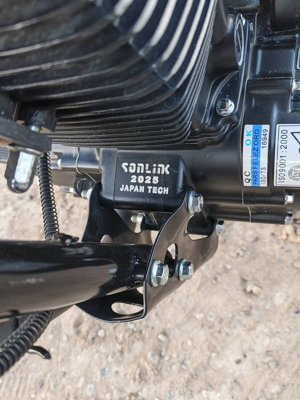 السلام عليكم دراجه 25 للبيع نظافه 100% السعر 900 وبها مجال بسيط والتواصل على هذا الرقم ***********
