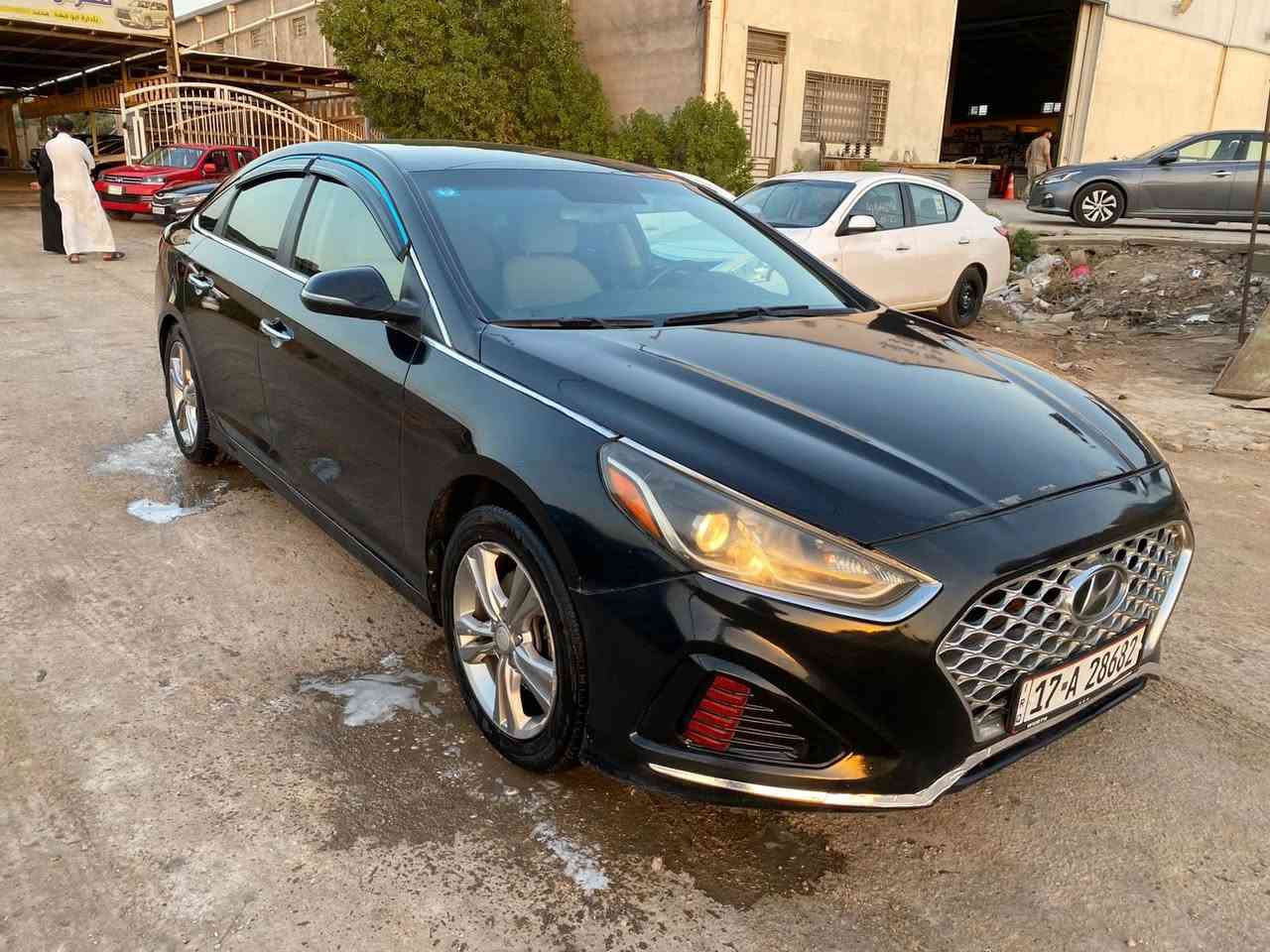 للبيع او مراوس هونداي سوناتا 2018 أمريكي رقم مثنى حره محرك 2400 سيارة جاهزه من كلشي فول مواصفات عدد فتحة حادثه جاملغ بنيد بدون عابر العنوان الرميثه ￼ شارع العام معرض الخليج الحديث***********
