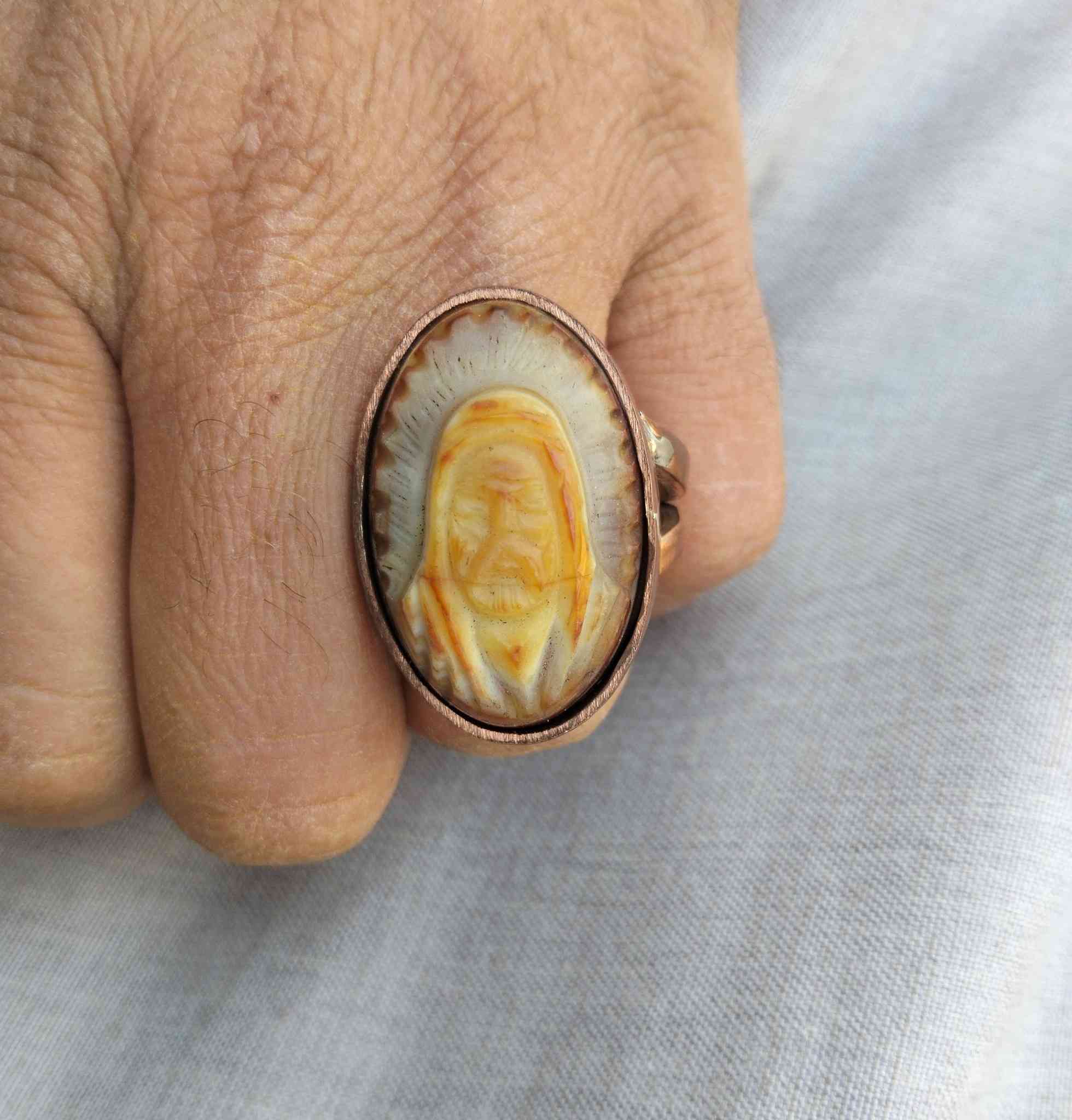 السلام عليكم احجار للبيع
الاسعار تحت الاصور


**إذا كنت صاحب هذا الإعلان وتريد حذفه لأي سبب، رجاءا أرسل رسالة إلى الدعم الفني**