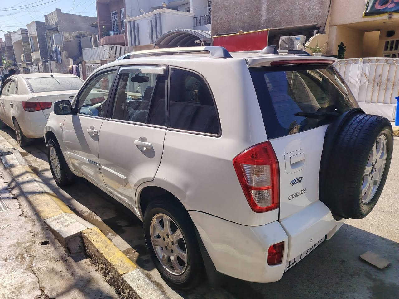 سلام عليكم تيكو موديل 2015 كير ميكانيكي المرغوب
محرك 2000 خير من الله 
ماشية 100 سيارة ممتعوبة مال بيت 
رقم بغداد انكليزي سنوية لحد 2030
منضومة زنون + كهربائيات كلهة شغالة + شاشة اندرويد + تبريد وتدفأة + كشنات هيتر + تحكم ستيرن كلة شغال و نضيف 
السونار موجود بيهة فقط جاملغ جهة السايق باقي كلة نضيف
 سعر السيارة 78 ورقة و بيهة مجال
مكانة السيارة بغداد زعفرانية 
للاستفسار ***********
