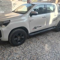 تويوتا هايلكس • للبيع