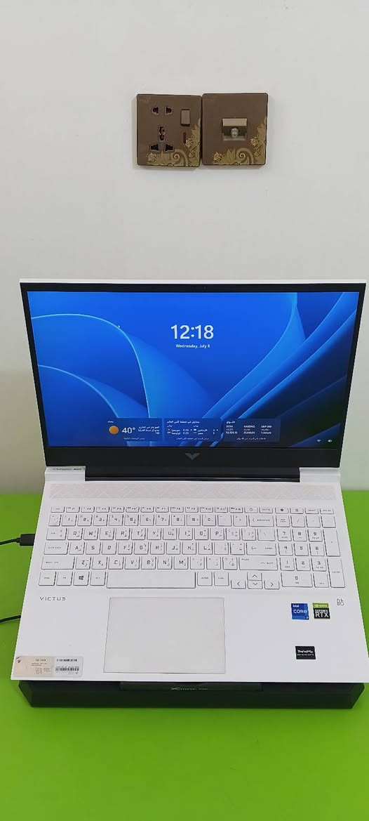 🔥 **للبيع | HP Victus Gaming Laptop** 🔥
💻 لابتوب قوي للألعاب، التصميم، المونتاج، والبرامج الهندسية، بحالة ممتازة ولون أبيض مميز.

✅ **المواصفات:**

🔹 Intel Core i7 الجيل 12 (J12H)

🔹 RAM 16GB DDR5 4800MHz

🔹 SSD 1TB NVMe

🔹 NVIDIA GeForce RTX 3060 6GB (105W)

🔹 Battery Health: **99%** 🔋

🔹 اللون: **أبيض مميز وأنيق**

⭐ **أهم المميزات:**

✔️ يشغل أحدث الألعاب بأداء ممتاز.

✔️ مناسب للمونتاج، التصميم، والرندر.

✔️ سرعة عالية بالإقلاع وفتح البرامج بفضل SSD.

✔️ رامات DDR5 تمنح أداءً أسرع في تعدد المهام.

✔️ كرت RTX 3060 بقدرة 105W يوفر أداءً أعلى من كثير من النسخ منخفضة الطاقة.

✔️ بطارية بحالة ممتازة (99%).

💰 **السعر: 1,050,000 دينار عراقي فقط**

📍 **الموقع:** بغداد – الكرخ

📞 **للاستفسار والحجز:**

***********

أو خاص
