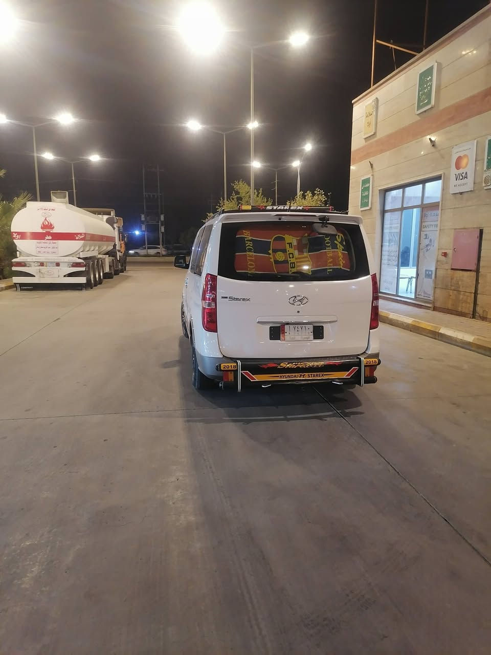 ٢٠١٨ للبيع
محوره مسكر ٢٠١٢ قبق اسود
سعر ٢١٥ وبيه مجال
سياره جاهزه شغل وتطلع ما بيه نقص برغي
اي ستفسار تصل ***********
