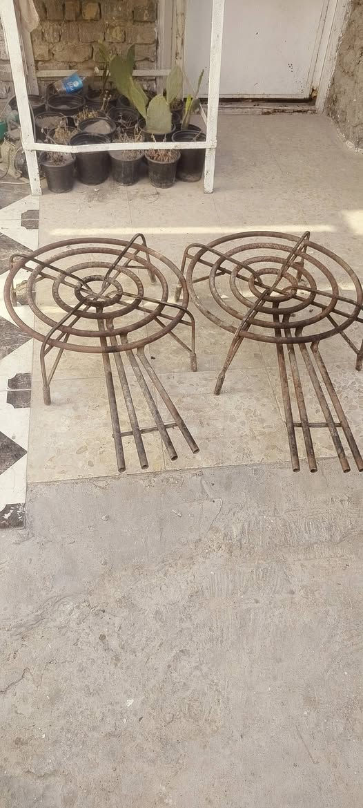 السلام عليكم عرض بيت للبيع
1 ديوان 14 مقعد 125
2 طباخ فريش مصري ب 210 
3 مكيف ميديا طنين 160
4 غساله 12 كيلو ب 75
5 بريمزات زوج 90 
بغداد الامين الثانيه خلف السده 
***********
