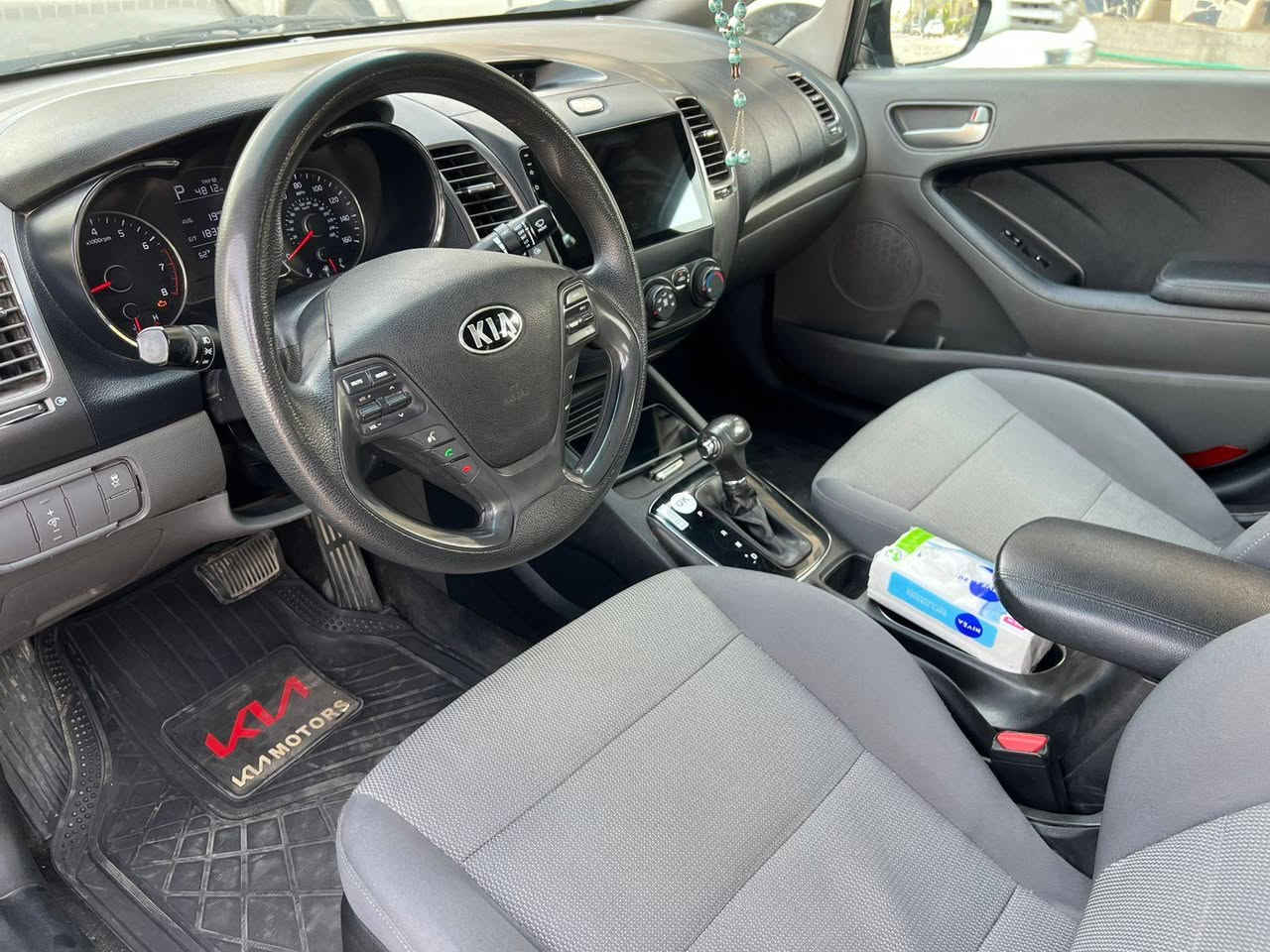 السلام عليكم للبيع كيا فورتي ٢٠١٨ محرك ٢٠٠٠ دوش نص فول حادث امريكا قطعتين جاملغ وباب السايق ومبدلات ابلادي نفس اللون بدون صبغ وبيها قطعة صبغ بلعراق صور الحادث بلمنشور بسيط وتبريد تدفئة صدر جاهزة والحمدلله رقمها أربيل انكليزي الجديد صاحبها ابغداد تحويل شوكت ميعجبك سعرها ١٠٧$ وبيها مجال بسيط للشراي ان شاءالله مكانها بغداد جانب الكرخ للاتصال ***********
