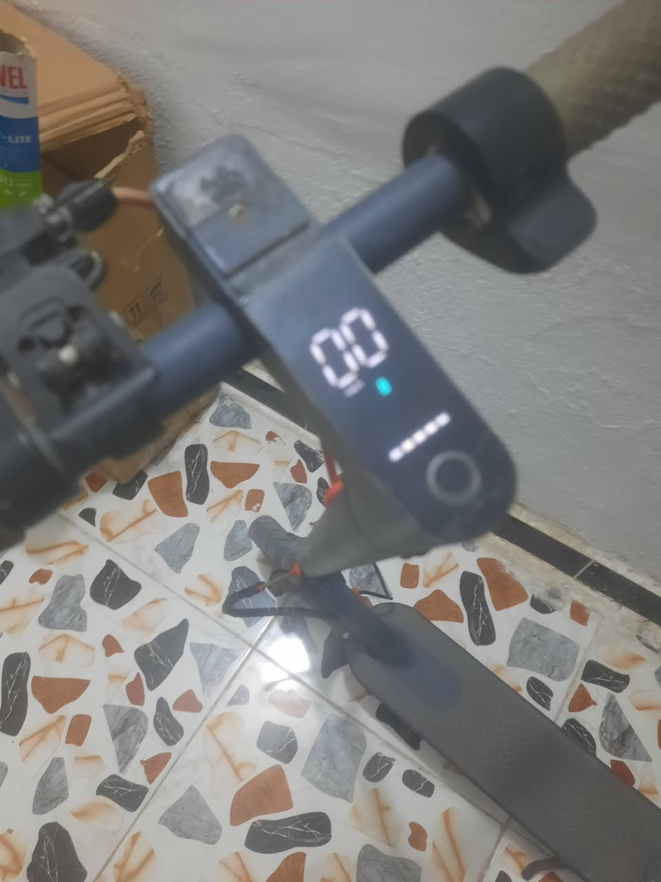 سكوتر باله شغال للبيع تصال على
***********
