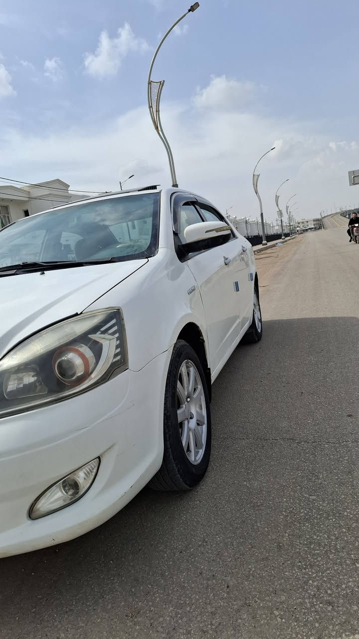 السلام عليكم جيلي موبل 13 للبيع سيارة كير مكينة مكفولات مكينة صار شهر من شادهه حداديه تخم تاير استوه شادة سيارة بدون خياس مكاني الديوانية الااستفسار اتصل  ***********
