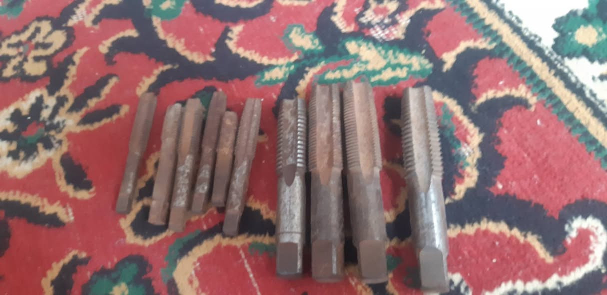 السلام عليكم.... غراض مال تورنة الماسات كص عدد 3 وهاي لطلع سن عدد 5 للبيع للستفسار  ***********
