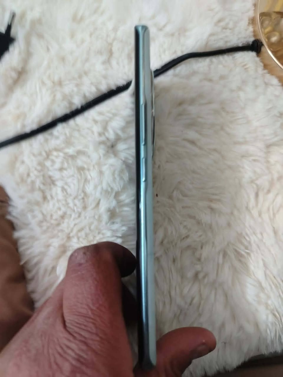 سلام عليكم جهاز اكس 9سي جهاز حلو ومكفوله بس بيه شخطوط بسيط بل شاشه والباقي كفاله سعر 300 وبيه مجال بسيط رقم ***********
