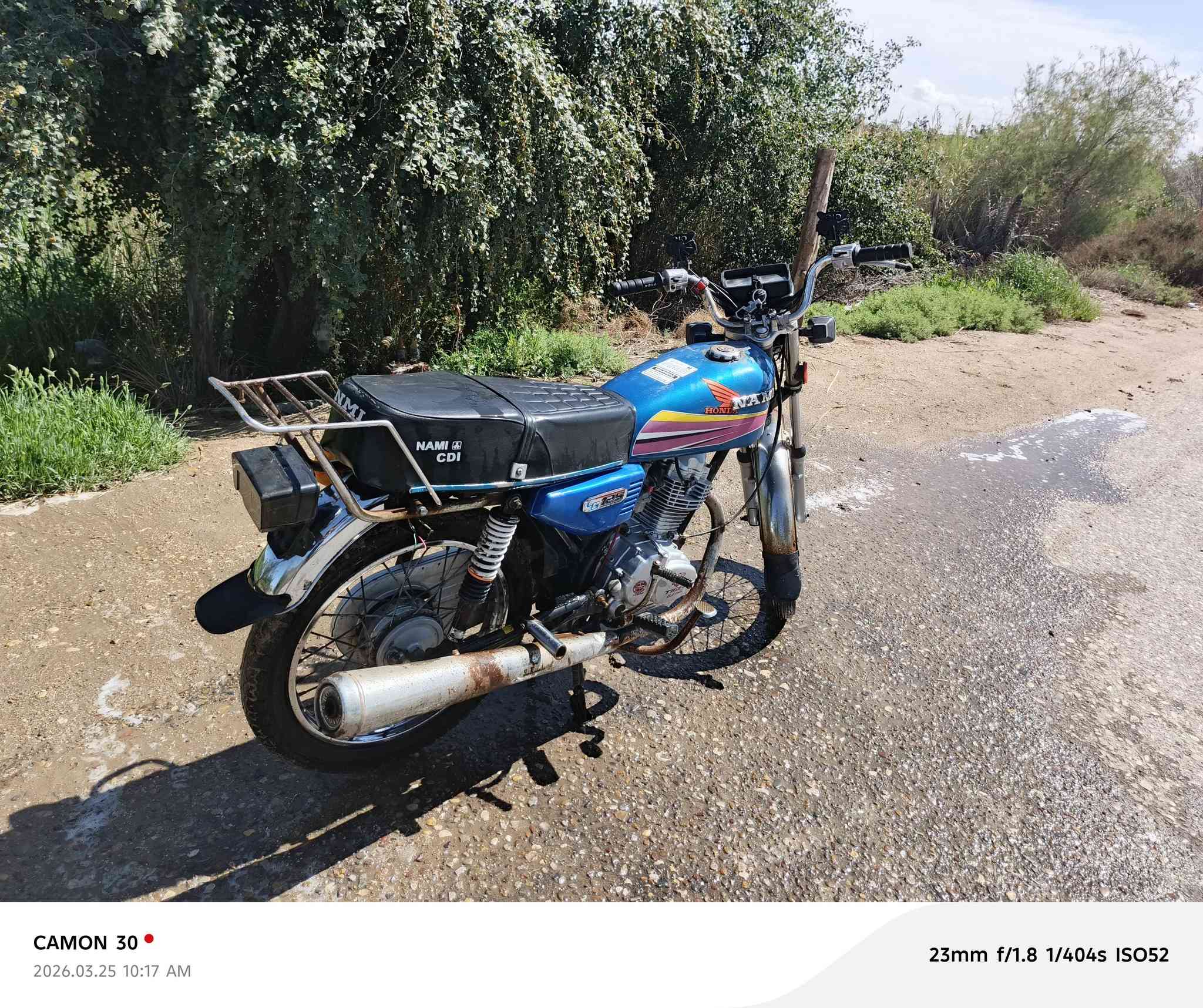 سلام عليكم
عمي دراجه نامه البيع موديل 18
وراق درجه كله شغاله خير من الله 
وهذا رقمي ***********الشراي بي خير ويدلل
