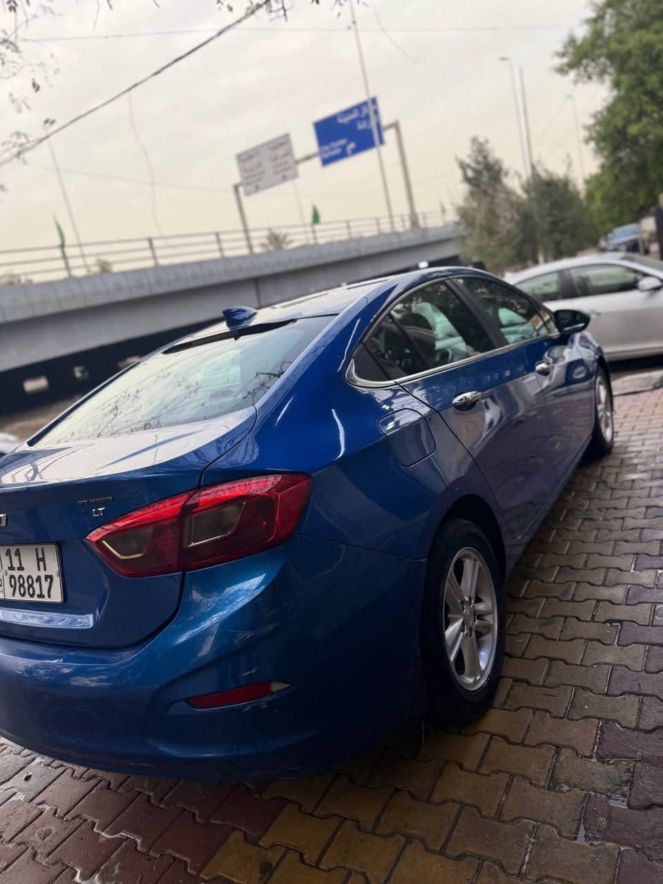 السلام عليكم شوفرليت كروز مديل 2017
السياره جاهزه من كلشي 
محرك 1400 تيربو 
السياره مال بيت حتى مماشيه هواي 
***********
مكاني بغداد علي الصالح بغداد, العراق
