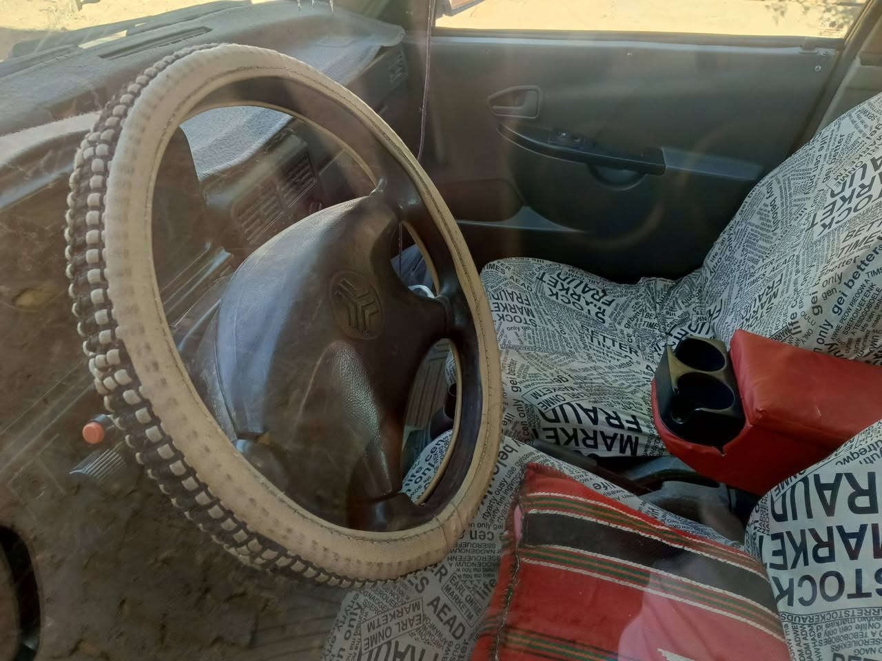 سلام عليكم سياره للبيع. النوع سايبه موديل 2011 رقم كربلاء سياره خير من الله گبل للشارع ماعايزه شي گير ومحرك حلوات. حداديه جديده.  مصفره هيه وغرامات. راعيه يريد مداور مكان السياره. بلنجف بلكوفه. السعر 15وبيه مجال قليل حگ الجيه.  للستفسار الاتصال ***********
