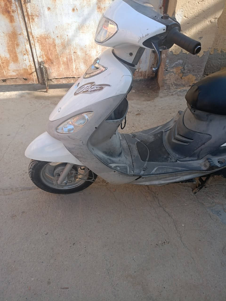 ماكس منغولي للبيع دراجه حلوه نضيفه كهرباياته العداد ما يشتغل والباقي كله يشتغل والسلف ما يشتغل دراجه هندر واحد تشتغل مفتوحه مره وحده مفتوحه مره وحده السعر 500وبيه مجاللل للشراي 
والوتي يطلع كبل ***********
