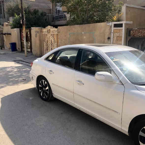 ازيرا
ازيرا 2011 
سياره كير و محرك مكفولات
تحكم مري وتحكم كشنات 
تبريد قطعتين سلايد روف طكتين
ويل كب17 رياضي  تخم تاير جديد
السياره ابيعه احازم بيه جاملغ عكس باب السايق
وطخات تجي وتشوف. دواخل نضيفه شاشه بيه
سياره كامله نقصه بس تبريد
سعره 112 وبيه مجال بسيط
مكاني بغداد الحسينيه متواجد مسنجر
***********
