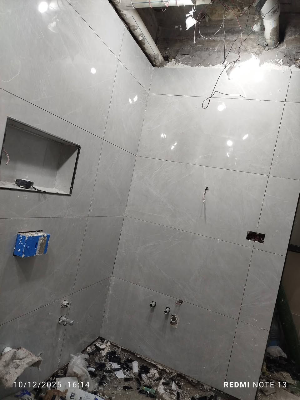 خلفه تطبيق بورسلين سيراميك كاشي ومرمر تركيب درج متفرغ حاليا شغل درجه اوله ***********بي وتس
