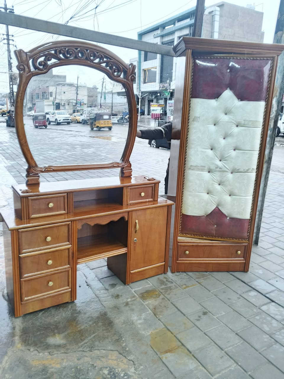 غرفة نوم مستخدمه صاج تزكام تصميم تركي شغل عراقي العنوان بغداد موبايل ***********لدينا خدمة توصيل بكروه
