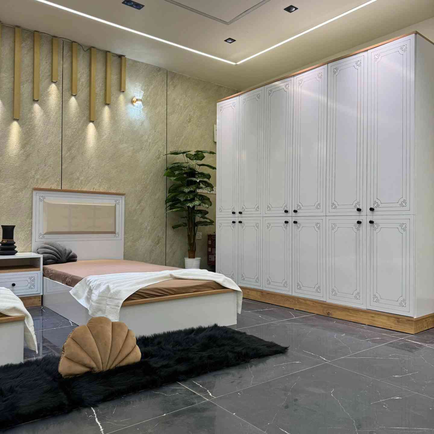 *موديل         ساندرا         الشبابي*

*لأول مره       ⭕️كنتور  12 أبواب*   ⭕️

*7 قطع        ولا أروع*

♻️ شغل درجه أولى 
♻️ سكه ثلاثيه 
♻️ يدات مدور

••          🔥   *850  الف*        🔥         ••

⭕️⭕️⭕️⭕️⭕️⭕️⭕️⭕️⭕️⭕️⭕️⭕️


**إذا كنت صاحب هذا الإعلان وتريد حذفه لأي سبب، رجاءا أرسل رسالة إلى الدعم الفني**