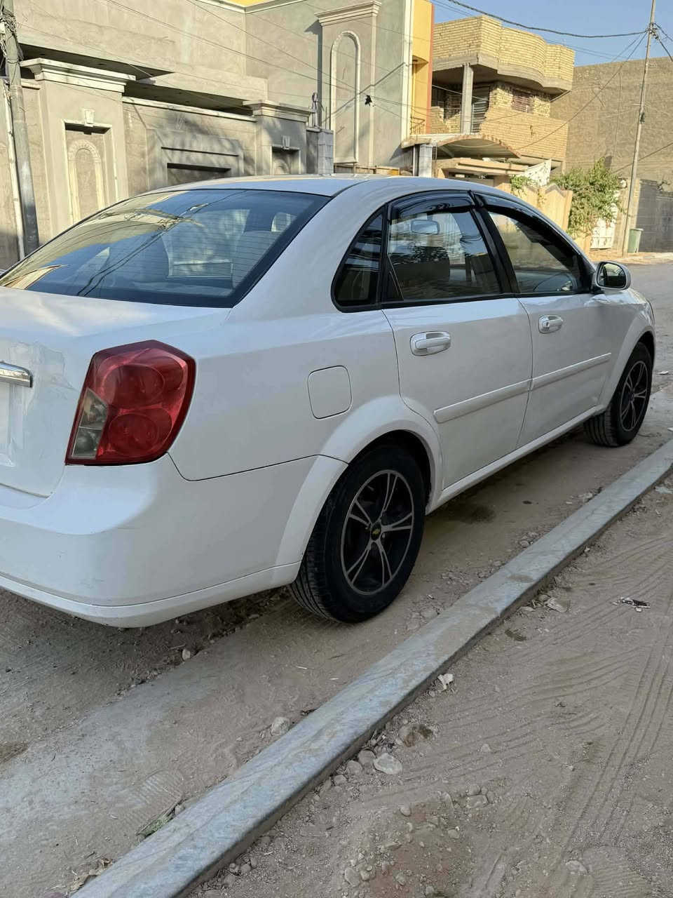 #شوفرليت فورنزه=موديل ٢٠٠٧
#رقم بغداد ألماني. #سنويه النهايه ٢٧
(مصبوغه احزام بدون حادث)
مكينه وكير #اوبترا حاويه
تبريد شغال
العنوان كربلاء طويريج.
مالكها بطويرج.
#السعر ٦٨ مع المجال
رقم الهاتف ***********
