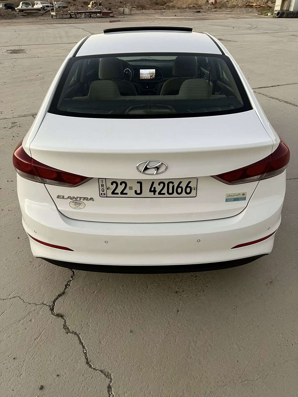 السلام عليكم ورحمه الله وبركاتو
للبيع فقط بدون مراوس 
النترا موديل 2018 خليجي 
سوبر 
كفاله من الصبغ والبارد 
هزة وفحص كله جديد بسمي
مواصفات سوبر معروفه 
حساس امامي وخلفي
شاشه
سلايت
خمسه ويل كب
قطعتين تبريد 
كير مكينه كفاله 
حداديه جديدة 
بدون اي نقص
بغداد العامرية
السعر 150 مجال بصيط
سيارة جاهزة وجديدة 
الهاتف ***********
