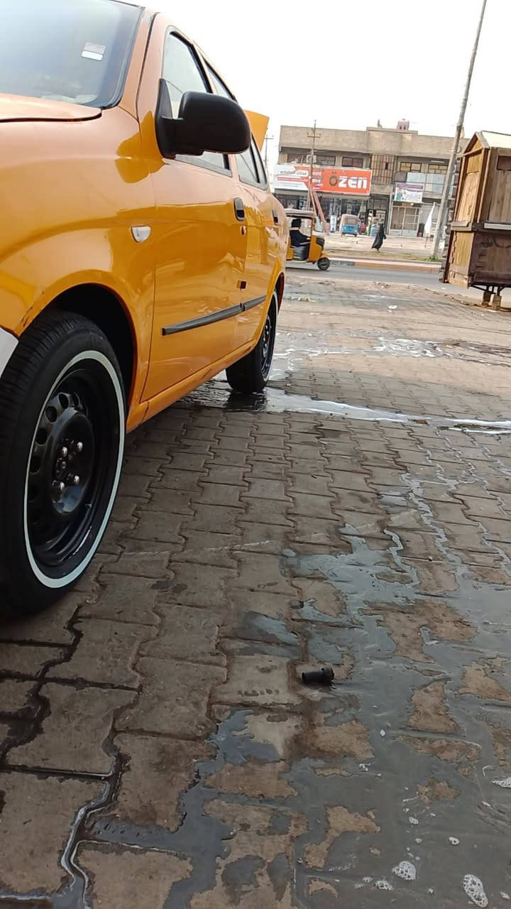 سلام عليكم احبتي الكرام طيبه موديل 18 كفاله عامه من الضربه والصبغ تخم تاير هسه شاده  مكينه كير تبريد ثلج حماوه نص ربع سياره مكفولة شاءالله سعر 49 بغداد مدينه الصدر ***********
