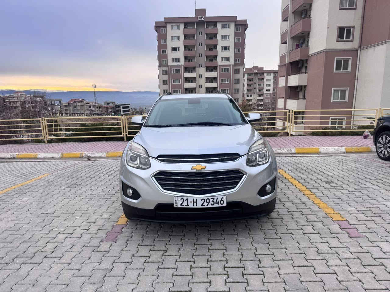 شوفليت ئيكونس موديل 2016
بدون صبغ بدون تبديل كلين تايتل 
مواصفات LT كامره خلفيه بلادي 
دبل اكسل كشنات امامي كهربائي هيتر  وارد أمريكي 
حجم المحرك 2400. 
حجر صالنصه بلادي كهربائيات كله شغال بشرط
ماشيه 75000 ميل سويج ريموت عدد 2 
حداديه امامي وخلفي جديد بشرط 
سنويه بأسمي مجدد لغايه 2030 تحويل وكاله حاضر
السيارة على وضع الشركه جديده 
مكان السياره سليمانيه
السعر 124 ورقة بيه مجال بسيط
رقم تلفون ***********
