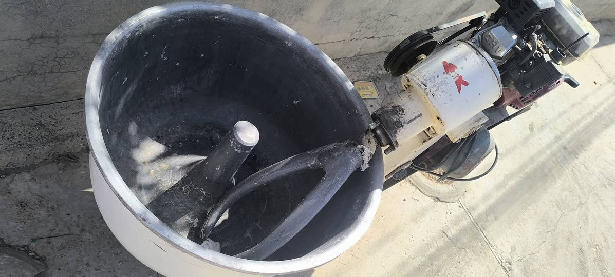 عجانه 50كيلو للبيع  سعره 250 بي مجال
***********
