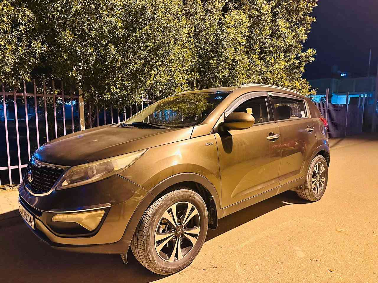 سبورتج 2015 محرك 2400
السيارة ماشية 206 الف 

بيها ضربه أثر ستوته جاملغ وأشوي من باب السدر 

مع جراد بنيد وقمارة  السعر 118 مع المجال مكان السيارة 

ديوانيه الحمزة الشرقي

***********
