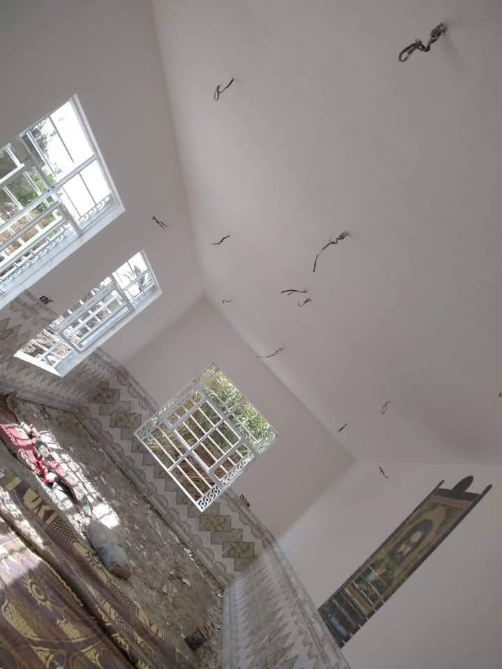 سلام عليكم عملي سمنت وجص وبورك  عل متر يوميه او قطعي ***********
