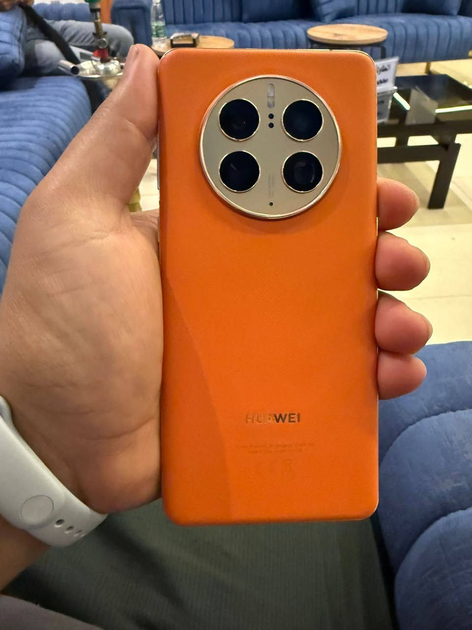 هواوي ميت 50  برو
ذاكره 512
بطاريه 100
 استخدم فقط للتصوير
نسخه خاصه
نضافه 100 
كامل ملحقات
سعر 500  للبيع او مراوس
مكاني بصره 
لا يوجد توصيل
 ***********
