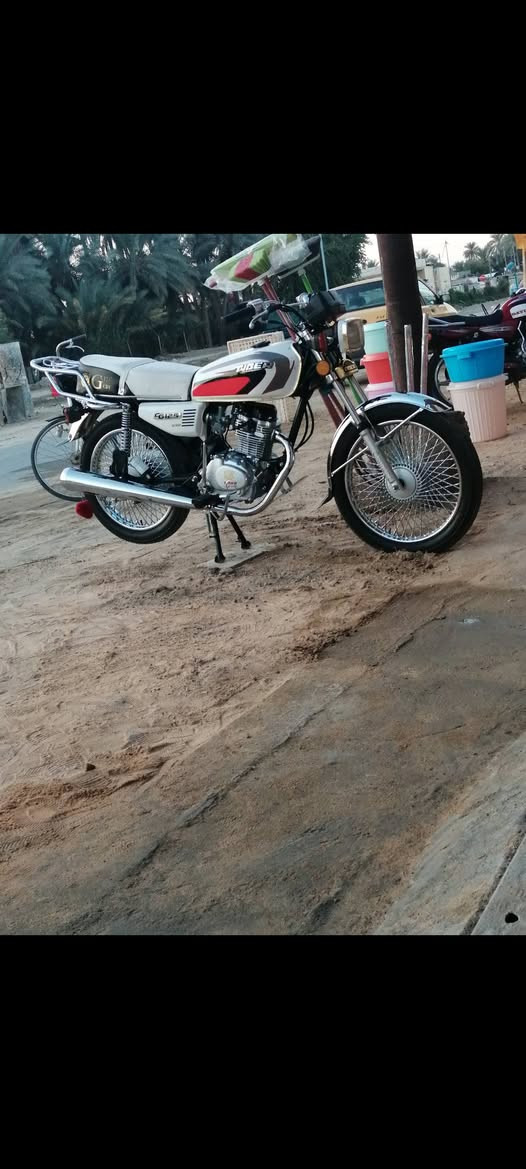 دراجة اربعة كير تايكر موديل 2021 مكفولة اوراق اصولية الدراجة نضيفة مال بيت 
السعر 450 وبيها مجال 
***********
