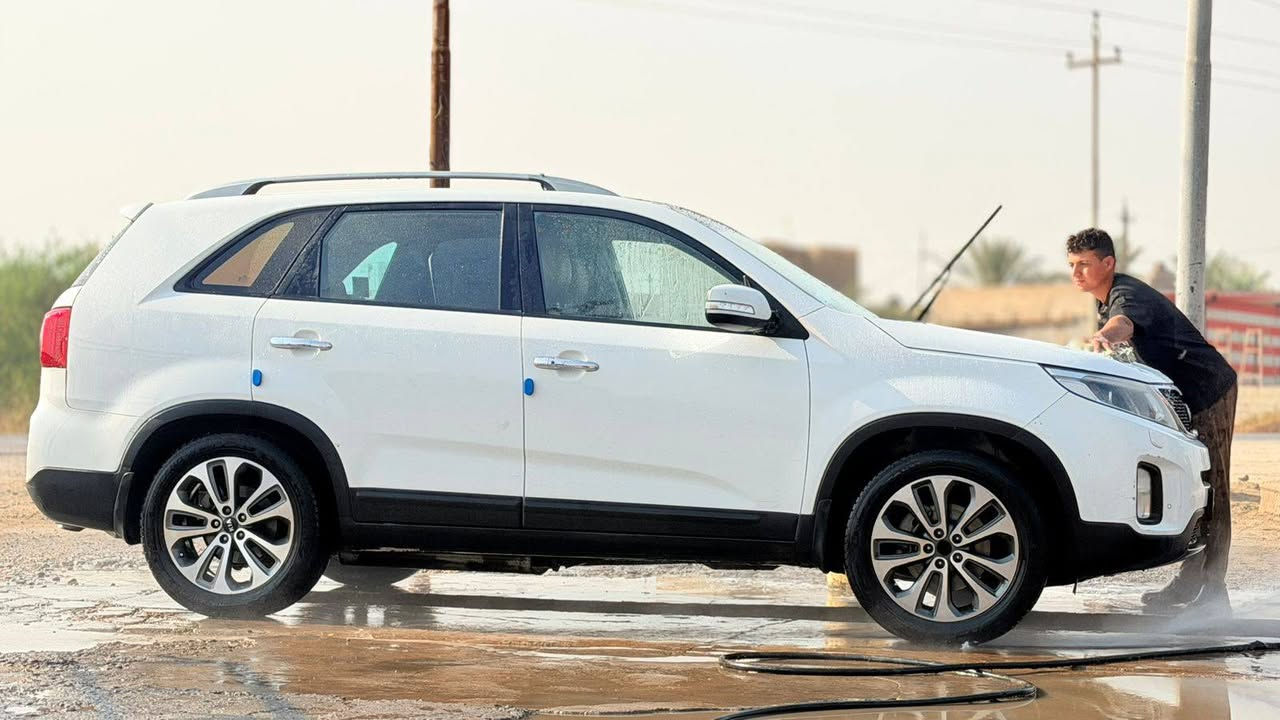 السلام عليكم
كيا سورنتو خليجي  اعلى مواصفات 1/1

الموديل 2014 رقم البصرة

بأسمي تحويل مباشر ثاني يوم 

كفاله عامه بيه اقل شبر بارد فقط بجنطه

عداد المسافه 190 الف حقيقي

1-محرك 6 سلندر 3500

2-بصمة تشغيل + بصمة ابواب 

3-بانوراما طكتين 

4-فور ويل + مانع انزلاق 

5-تحكمات استيرن 

7-كروز سرعه ومثبت سرعه بالستيرن 

8-تبريد 3 قطع + تدفئه تبريد بالكشنات

9-شاشة ترحيب

10-شاشه اعطال

11-يدات نيكل 

12-منظومة زنون LED

13-لدات امامي خلفي 

15-مري جانبيه شفط كهربائي

16-جرص سرعه عند (120)

17-كشنات جلد لون 

18-بصمات تشغيل عدد(2)

19-اشارة ترحيب باليدات عند الاقتراب

20-كشنات اماميه تحكم كهرباء 

21-حساسات عدد (8) امامي خلفي 

22-ايرباكات عدد(8)

23-كامره خلفيه 

24-شاشه صغيره لمس بلادي 

25-انظمة قياده عدد(4)

26-نظام ايكو اقتصادي

7-27 راكب + 7 تجاوي

28-زراك لايت

29-بردات خلفيه 

30-مري قلاب ع بك 

31-منفذ شحن 12V+USB+AUX

32-ذاكرة خزن ميموري عدد(2)

33-اريل نفكيشن 

34-عداد الكتروني 

35-جام اتو + حاكية بلوتوث

36-ويل كب كروم حجم (19)

37-تخم تايرات (NEXN)كوري اصلي 

السياره استخدام شخصي وعليه صيانه دوريه
+964 770 507 4611
