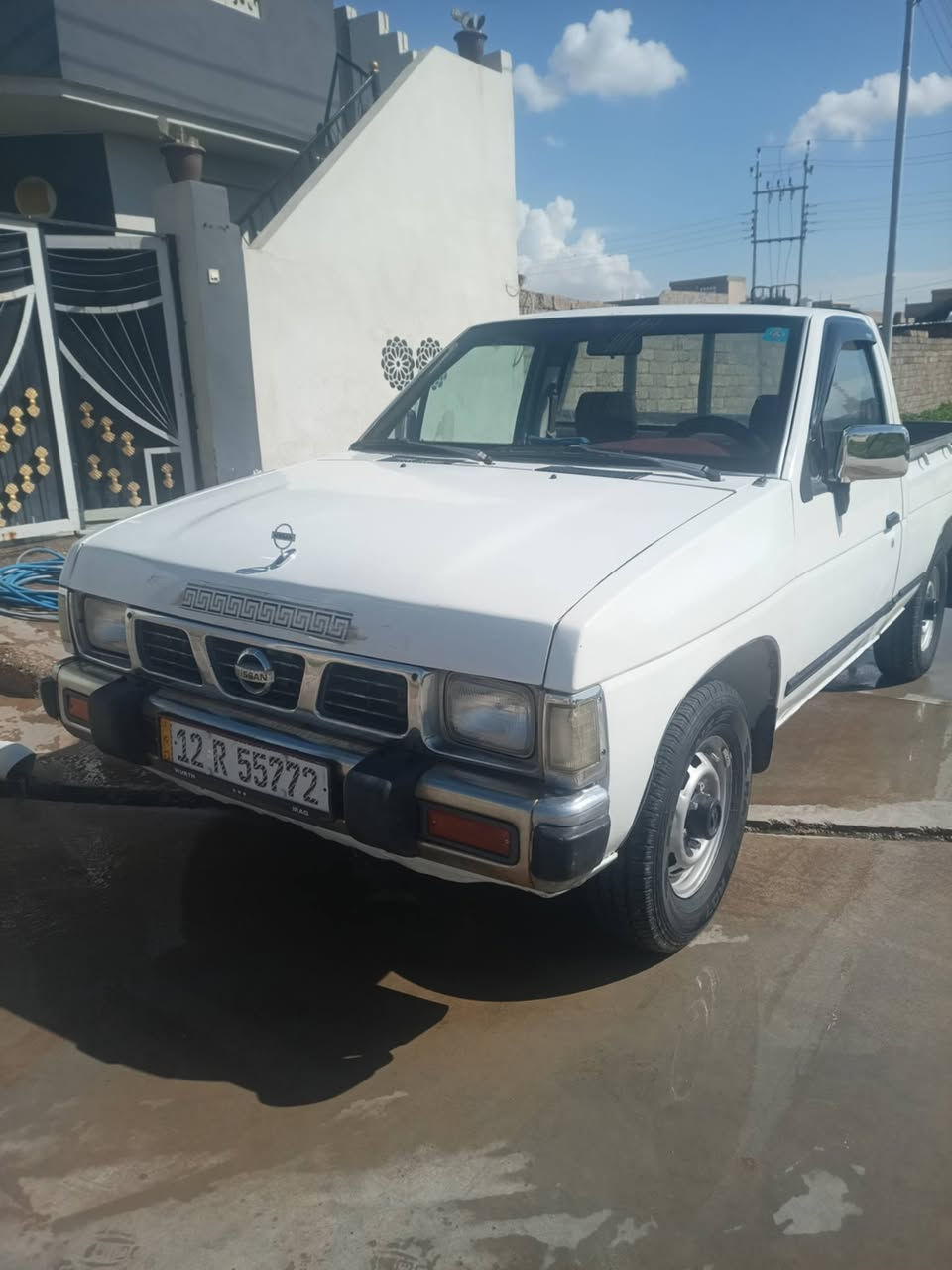 بكم نيسان موديل 1993 سياره وضع بلادي ما بيها صبغ  و نظيفه كلش  كيرمحرك شرط تحويل سعر ٤٥ بيها مجال بسيط ***********  *********** نينوى
