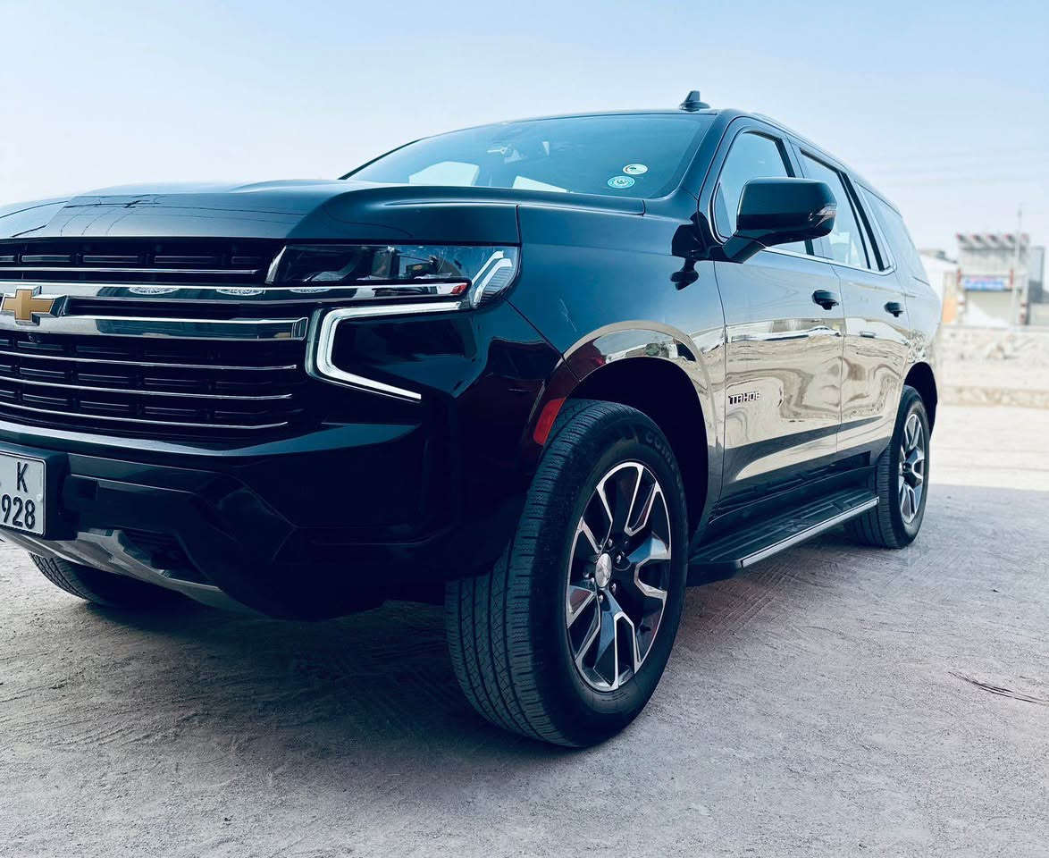 السلام عليكم ورحمة الله 
‼️اخـوان انـا مـكلف بالنشـر ‼️
‼️بالنشـر انـا مـكلف‼️

🔹للبيـع سياره من نوع Chevrolet Tahoe 2022 LT 5.3L V8 خليجي  رقـم بغـداد تحويـل ثانـي يـوم ✅
🔹كفالـه عامـه من الضربه والمعجون والصبغ  عده شخـط بالجاملغ الامامـي الايسـر بمقدار طول اصبع وتكحيله بمقدار اصبع بالجاملغ الامامـي الايمـن ✅

🔴🔴مكان السياره في محافظة البصرة🔴🔴

🔹أوتوماتيكي من 10 سرعات✔️
🔹 نظام دفع خلفي أو كلي✔️
🔹المواصفات :- 
🔹بانورامـا فتحة سـقف كاملـه🔝
🔹مصابيـح LED أمامية وخلفية🔝
🔹مصابيـح نهاريـة🔝
🔹حسـاسـات أمـامية وخلفيـة🔝
🔹ويل كـب ألمنيوم قياس 20 بوصة✅
🔹تخم تايـر جديـد 🔝
الحداده 100%✅
🔹نظـام تنبيـه التصـادم الأمامـي 🔝
🔹نظـام تنبيـه تـغيير المسار🔝
🔹نظـام مـراقبة النقطة العمياء🔝
🔹نظـام الفرامـل المانعة للانغلاق والانزلاق🔝
🔹نظـام التحكـم في الجـر 🔝
🔹نظـام التحكم الإلكترونـي في الثبات🔝
🔹نظـام المساعـدة في الحفاظ على المسرب🔝
🔹نظـام تشغيل المحـرك عن بعـد🔝
🔹تدفئة مقاعد الاماميه 🔝
🔹نظـام تكييف أوتوماتيكـي🔝
🔹نظـام تثبيت السرعـة🔝
🔹تقنيـة البلوتـوث🔝
🔹نظـام رادارات 🔝
🔹نظام Apple CarPlay و Android Auto🔝
🔹خـزان البانــزين  100 لتر 🔝
🔹شاشة لمس 10.2 بوصة لنظام و المعلومات 🔝
🔹نظام صوتي Bose 🔝
🔹الكشنات الأمامي كهربائي🔝
🔹نظام كاميرا 360 درجة🔝
🔹الباب الخلفي كهربائي🔝
🔹السياره استعمال شخصي مالت دكتور🔝
🔴 السعر المطلوب 470$ ورقه (4 شدات 70 ورقه ) وقابل للتفاوضل 🔴

للأستفسار يرجى الاتصال على 
*********** الزبير, البصرة
