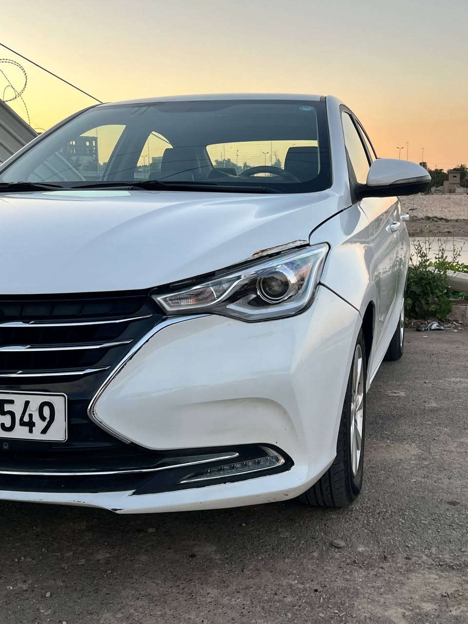 السلام عليكم 
شانجان السفن L7 موديل 2024 للبيع 
تفاصيل فول مواصفات بلاد 
كروز كونترول ( مثبت سرعه ) 
فتحة سلايت 
مانع انحدار 
اشاير بلمري 
حساسات خلفية 
كير دي سي تي دبل الكلج المروغوب 
محرك ١٥٠٠ تنفس طبيعي  
جام كهرباء 
شاشة وكامرة بلادية وتنبيه 
اشاير بلمري 
كير اوتو وعادي تاب ترونك 
السيارة بلضمان لمدة ١٠ سنوات السيارة حرة ممطلوبة وباسمنة وصيانه دوريه كل شهر  زيت وفلاتر بلشركة 
محرك كير كفالة عامة سيارة مبيه نقص برغي متذب عليه ربع ديناااار   مال بيت 
ماشية ٧١  الف 
بيه جاملغ خلفي بارد بسيط كلش 
وبيه جاملغات  امامي مبدليهن مبيه اي حادث قوي ولا واصل لا لشاصي لا لغد لا اي شي مجرد طعجات بس احنه بدلناهن بلاد مال شركة غير ذني مبيه اي نقص السيارة وتريد تحويل وكالة موجودة 
واني مكلف بلنشر رح اخليلكم رقم صاحب السيارة موجود الولد واتساب وموجود ع رقم شوكت متخابروا 
*********** وكل شي مذكور بلمنشور
