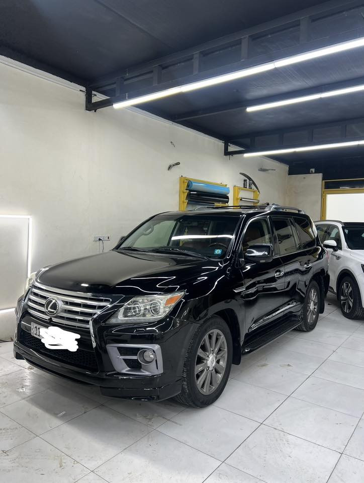 لكزس LX570 2012
Super sport
اعلى فئة 
رقم بغداد 
مكينة وكير مشروط 
ادامة كاملة جاهزة من كلشي 
السعر 354 وبيها مجال بسيط 
للاستفسار التواصل ***********
