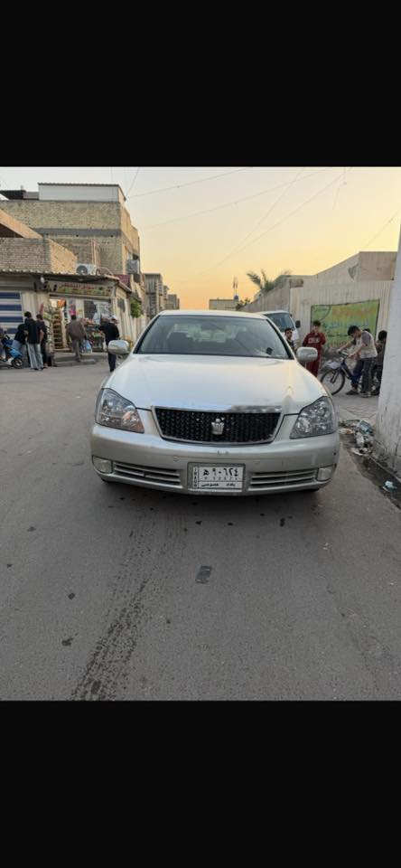 السلام عليكم شاهينه للبيع 2004رقم بعداد مكفول من الكص والنقل جثه شرط التحويل السعر 125رقمي ***********
