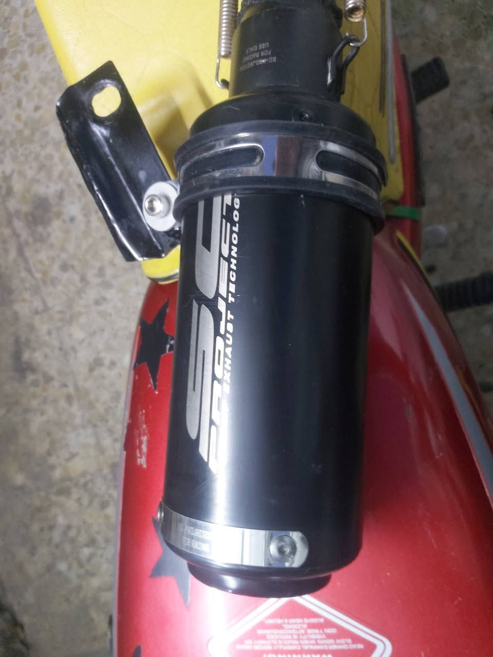 صالنصه sc مالبطح امزون اصلية
صوت و فصلة تخبل 
البوشة لحيم اوكسجين و نحاس
كاتم و صوت مثل ما موضح بصورة
 نضيفة كلش ، جيب وشد
سعر 50 الف قفل ، مكاني بغداد العبيدي 
 واتساب : ***********
